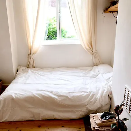 度假居 Peaceful 3 Double Bed House By Park 布里斯托