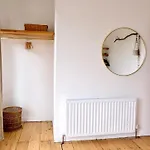 Дом отдыха Peaceful 3 Double Bed House By Park