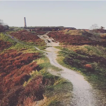 Peaceful 3 Double Bed House By Park