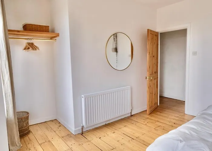 Vakantiehuis Peaceful 3 Double Bed House By Park *