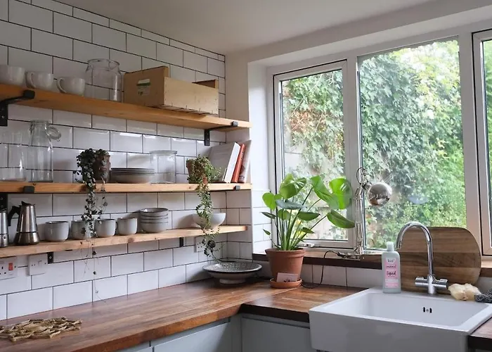 Vakantiehuis Peaceful 3 Double Bed House By Park Bristol